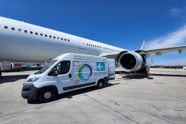 EcoPower, el sistema de lavado ecológico de motores de avión que puede ahorrar las mismas o más toneladas de CO2 que la propuesta de Yolanda Díaz